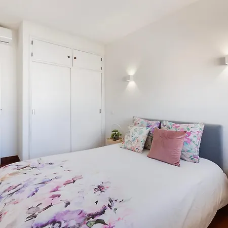 Sea View, With Pool, Ac And Tennis Court By Algarve Dream Holidays Albufeira